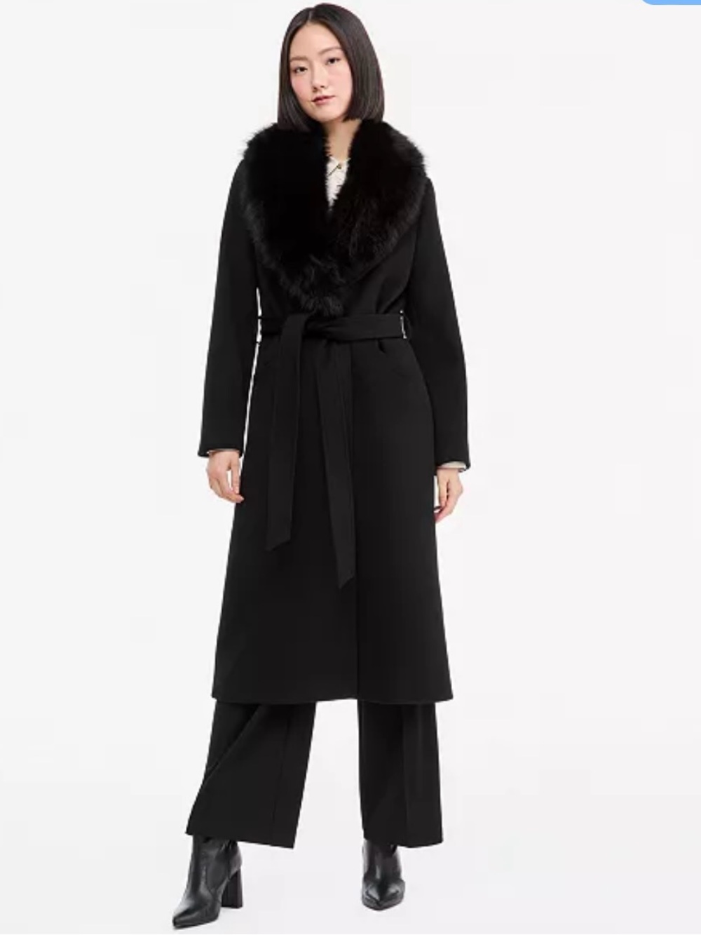Calvin Klein Belted Faux Fur
Collar Wool Coat Size 8